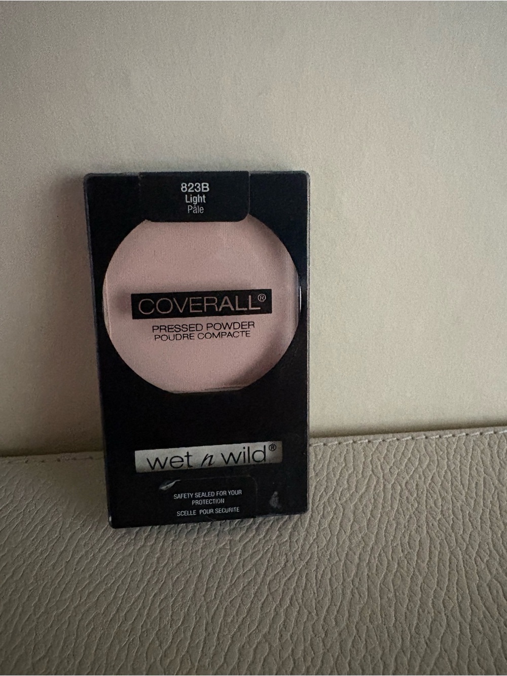 New Wet n Wild CoverAll Pressed Powder - Light (823B)